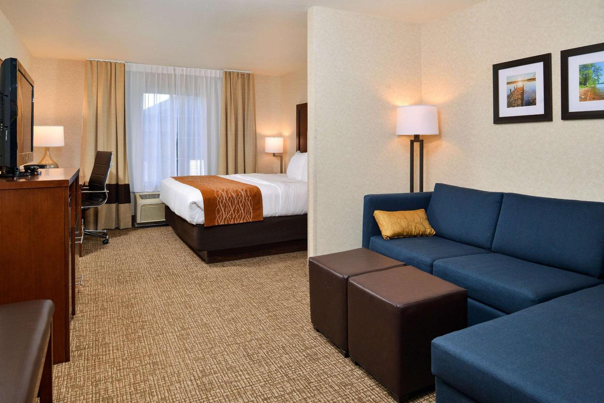 Comfort Inn&Suites DeForest Exterior foto