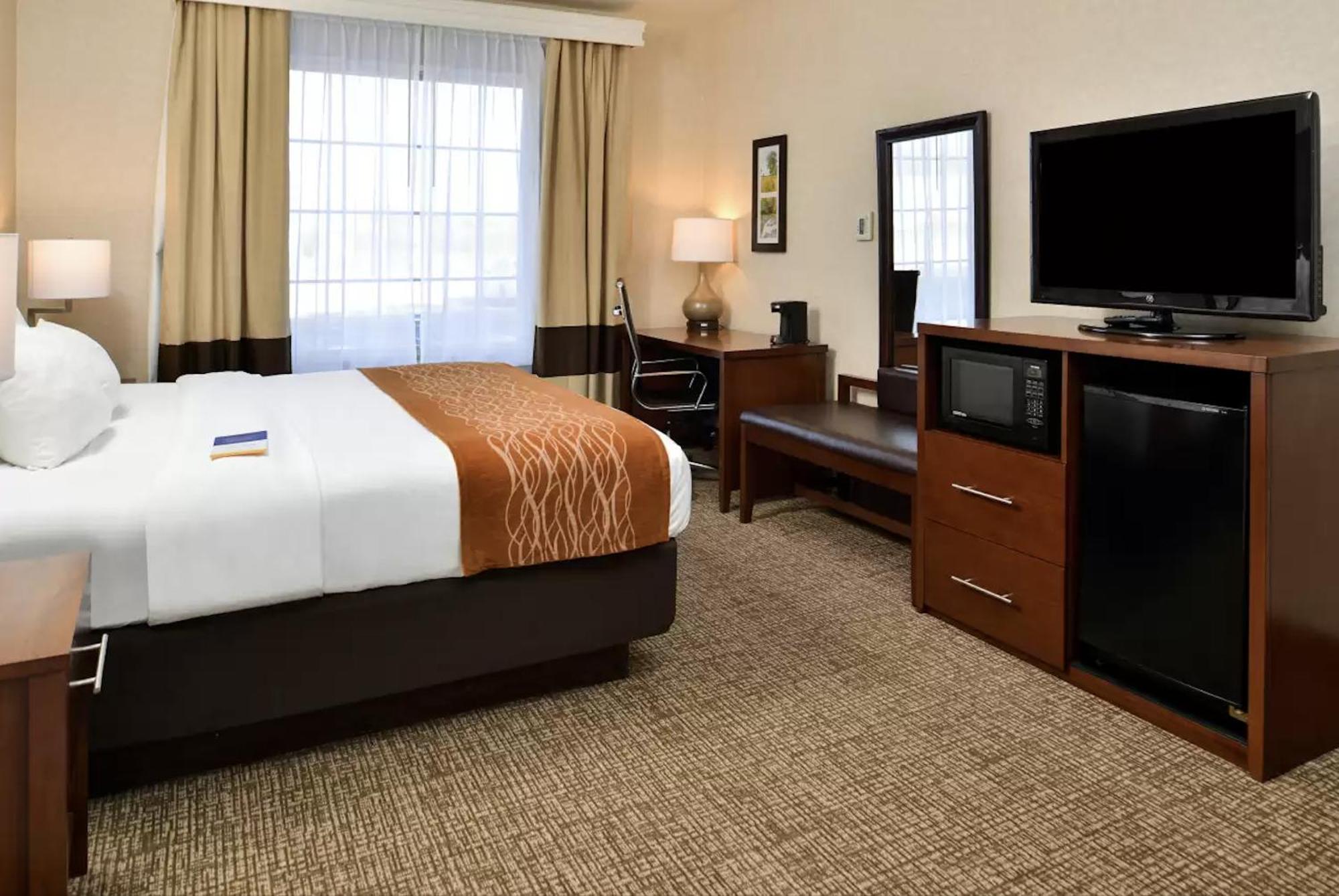 Comfort Inn&Suites DeForest Exterior foto